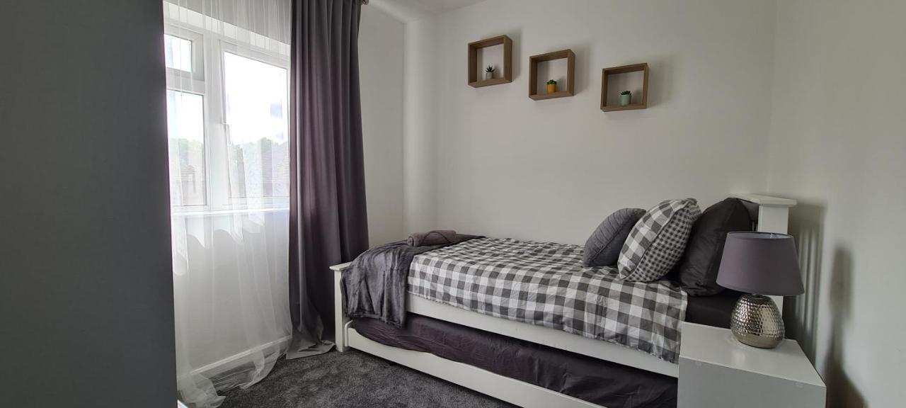 Cosy 3-Bedroom House In Aspley Nottingham Esterno foto