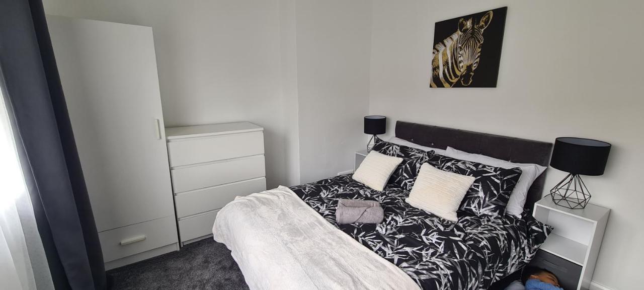 Cosy 3-Bedroom House In Aspley Nottingham Esterno foto