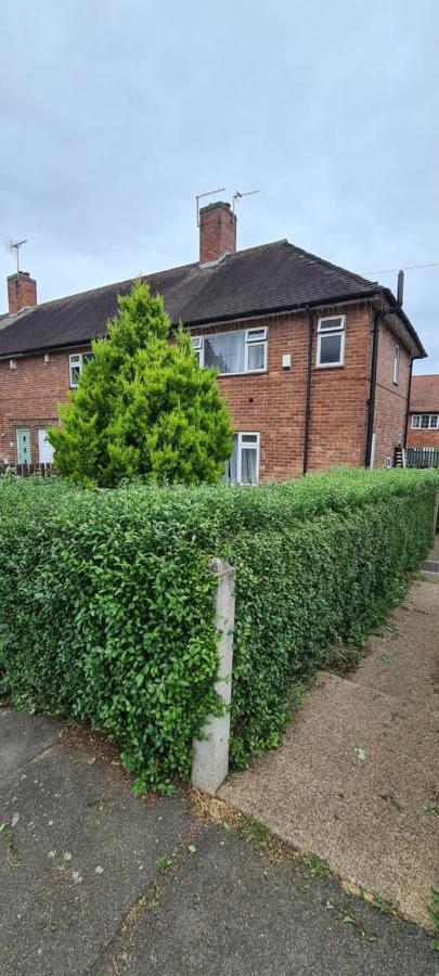 Cosy 3-Bedroom House In Aspley Nottingham Esterno foto